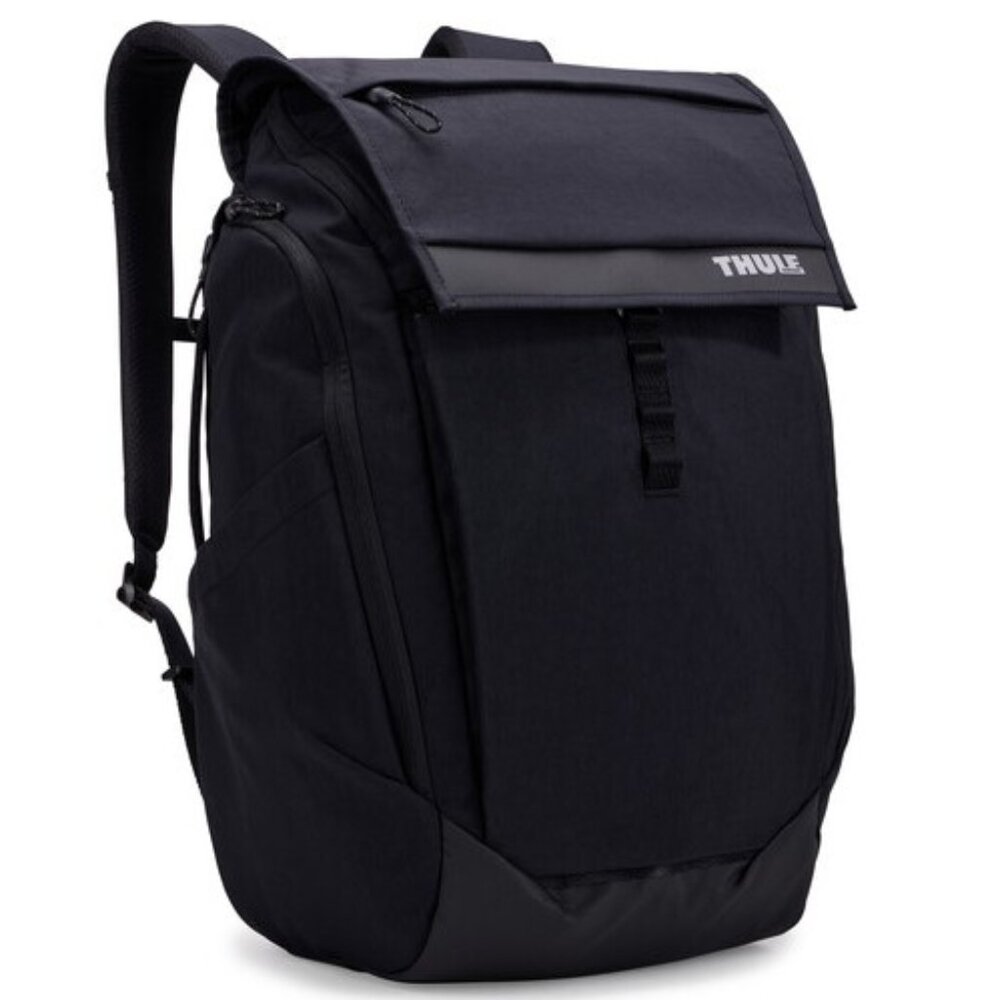 *Like New* Thule Paramount Commuter 27L Backpack